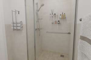 „Rundum-sorglos-Wohnen“ in Hamburg-Lurup: Exklusives Apartment mit All-Inclusive-Miete – Jevenstedter Straße 108, 22547 Lurup, Hamburg – Vorschaubild 2