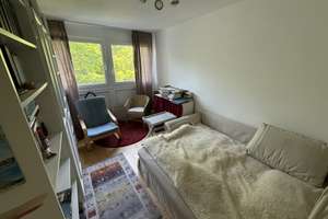 HÜBSCHES ZUHAUSE! Helle, ruhig gelegene 3-Zimmer-Wohnung mit Loggia, Swimmingpool auf dem Dach! – Breslauer Straße 18, 89231 Neu-Ulm – Vorschaubild 5