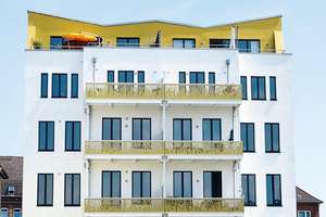 Mehrfamilienhaus in bester Lage
- kernsaniert auf höchstem Niveau - – Die vollständige Adresse der Immobilie erhältst du vom Anbieter., 24105 Brunswik, Kiel – Vorschaubild 2