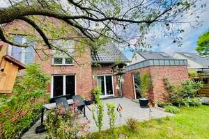 Gepfl. Doppelhaushälfte Bj. 2011 KFW 70 EBK 2 Bäder kleiner Garten Garage 33334 Gütersloh-Spexard – Die vollständige Adresse der Immobilie erhältst du vom Anbieter., 33334 Spexard, Gütersloh – Vorschaubild 1