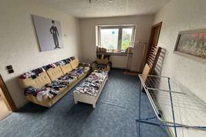133 m² Wohnfläche
873 m² Grundstück
Gepflegte Doppelhaushälfte in ruhiger Lage – Die vollständige Adresse der Immobilie erhältst du vom Anbieter., 66649 Oberthal – Vorschaubild 9