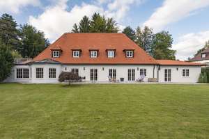 Luxuriöse 8-Zimmer Villa nähe Munich International School
