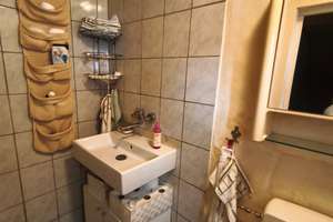 Charmantes Reihenendhaus mit Entwicklungspotenzial in Duisburg zu verkaufen! – Die vollständige Adresse der Immobilie erhältst du vom Anbieter., 47179 Wehofen, Duisburg – Vorschaubild 10