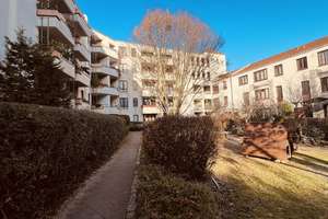 Charmante 3-Zimmer-Wohnung mit Balkon, Wintergarten & Top-Lage in Berlin-Wilmersdorf – Paderborner Straße 6, 10709 Wilmersdorf, Berlin – Vorschaubild 12