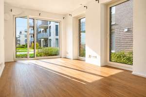 Hafenviertel - Lichtdurchflutete 2 Zimmer Erdgeschosswohnung mit Einbauküche und sonniger Terrasse – Alter Stadthafen 8, 26122 Bahnhofsviertel, Oldenburg (Oldenburg) – Vorschaubild 2