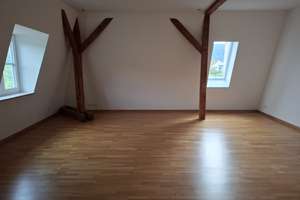 Großzügige, helle 4-Zimmer-Wohnung in Riedenburg – Die vollständige Adresse der Immobilie erhältst du vom Anbieter., 93339 Riedenburg – Vorschaubild 5