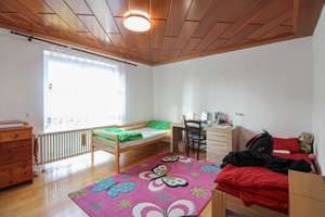 Jetzt zuschlagen! Mehrgenerationenhaus - großzügiges Zweifamilienhaus mit extra Baugrundstück  – Die vollständige Adresse der Immobilie erhältst du vom Anbieter., 86698 Oberndorf am Lech – Vorschaubild 7