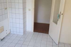 Freundliche 2-Zimmer-Hochparterre-Wohnung mit Balkon in WOB/Laagberg – Königsberger Straße 214, 38440 Hageberg, Wolfsburg – Vorschaubild 4