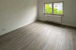 Komplett renovierte 2,5-Zimmer-Wohnung in Nähe City mit Balkon! – Essener Str. 79, 45141 Stoppenberg, Essen – Vorschaubild 6