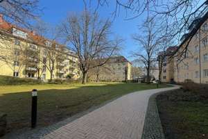 Bezugsfreie 3 Zimmer mit Balkon im schönen 30er-Jahre-Bau – Werner-Kube-Straße 7, 10407 Prenzlauer Berg, Berlin – Vorschaubild 22
