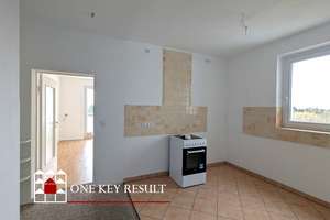 Helle, ruhige 4 Zimmer Eigentumswohnung mit tollem Ausblick vom Süd Balkon – Machnower Str. 64, 14165 Zehlendorf, Berlin – Vorschaubild 8