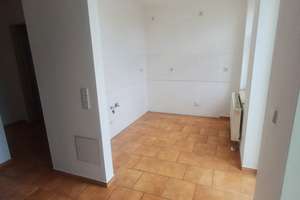 +++ 4 Zimmer Maisonette Wohnung mit Balkon und Stellplatz +++ – Schlachthofstraße 17, 8058 Pölbitz, Zwickau – Vorschaubild 6