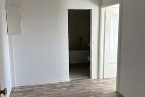 Renovierte 3- Zimmer Wohnung zum Einzug bereit – Berringerstraße 9, 18146 Rostock – Vorschaubild 4