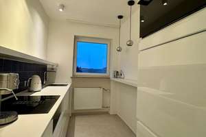 Exklusives 2-Zimmer Penthouse im 3. OG mit Balkon in Laim – Becherstraße 1a, 80686 St. Ulrich, München – Vorschaubild 1