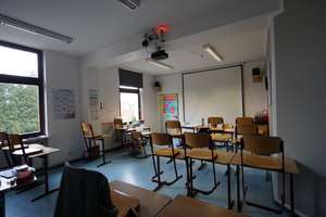 Stilvolles Ensemble aus Schule & Mehrfamilienhaus auf einem großzügigen 4.800 m² Areal. – Die vollständige Adresse der Immobilie erhältst du vom Anbieter., 34134 Niederzwehren, Kassel – Vorschaubild 14