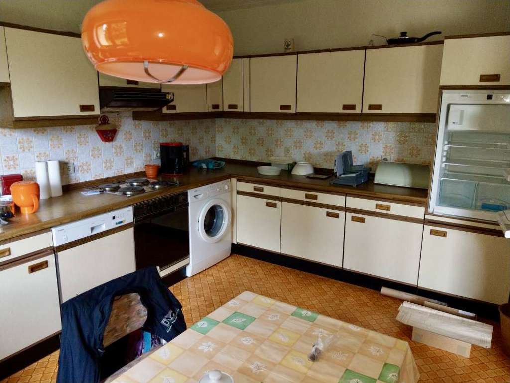 Immobilie in Vohenstrauß - Geräumiges 5-Zimmer Einfamilienhaus mit Garage in Vohenstrauß - Bild 3