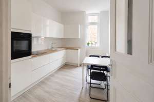 Familienglück - Ruhig gelegene 5-Zimmer-Altbauwohnung in zentraler Lage! – Drudenstraße 4, 65195 Westend / Bleichstraße, Wiesbaden – Vorschaubild 5