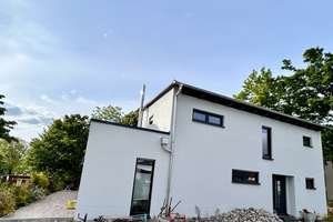 Modernes Wohnen mit Raumgefühl – Haus in Chemnitz – Die vollständige Adresse der Immobilie erhältst du vom Anbieter., 9130 Sonnenberg, Chemnitz – Vorschaubild 1