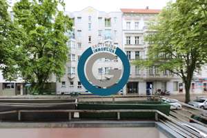 CA. 3,35m HOHE DECKEN, BALKON & HOLZDIELEN - NAHE PANKE - EINZIEHEN ODER NEU GESTALTEN? – Die vollständige Adresse der Immobilie erhältst du vom Anbieter., 13359 Gesundbrunnen, Berlin – Vorschaubild 1