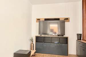 Exklusives Saniertes Möbliertes 2-Zi.-Apartment im EG in Erlangen Zentrum – Marquardsenstr. 5, 91054 Markgrafenstadt, Erlangen – Vorschaubild 4