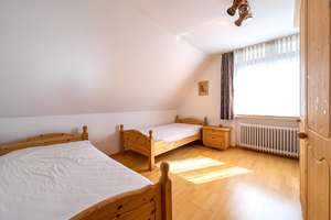 Ansprechendes Einfamilienhaus mit viel Platz auf einem großen Grundstück – Die vollständige Adresse der Immobilie erhältst du vom Anbieter., 26215 Wiefelstede – Vorschaubild 19