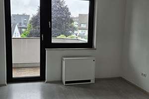 Attraktive 2-Zimmer-Wohnung mit Balkon in Köln – Bergisch Gladbacher Straße 649, 51067 Holweide, Köln – Vorschaubild 4