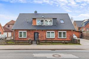 Ein Zuhause zum Ankommen und Wohlfühlen – Mit Gartenparadies und Pool – Die vollständige Adresse der Immobilie erhältst du vom Anbieter., 21423 Winsen (Luhe) – Vorschaubild 4