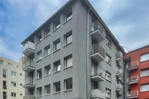 Ansprechende gepflegte 2 Zimmerwohnung in Altstadt Nord Lage Nähe Mediapark mit Balkon und Aufzug – Die vollständige Adresse der Immobilie erhältst du vom Anbieter., 50670 Altstadt/Nord, Köln – Vorschaubild 2