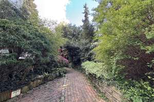 Freistehendes Einfamilienhaus mit Einliegerwohnung in Bergerhausen – Die vollständige Adresse der Immobilie erhältst du vom Anbieter., 45136 Bergerhausen, Essen – Vorschaubild 3