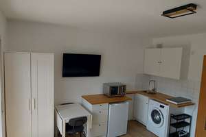 Vollmöblierte 1-Zimmer-Wohnung mit Balkon – Erstbezug nach umfassender Renovierung in Karlsruhe-Mühl – Lameystraße 27, 76185 Mühlburg, Karlsruhe – Vorschaubild 7