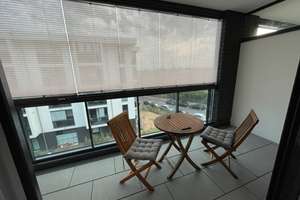 Exklusive, neuwertige 1-Zimmer-Wohnung mit Balkon/Wintergarten in Zollstock, Köln
