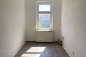 +++GROßE 1-R. WHG. m. BALKON+TAGESLICHTBAD m. WANNE+++SEHR GROßZÜGIGE RÄUME+++ – Reichpietschstraße 27, 4317 Reudnitz-Thonberg, Leipzig – Vorschaubild 3