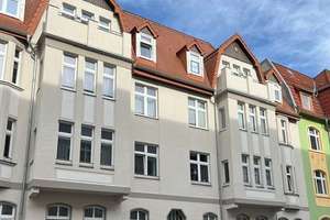 Wunderschöne Dachgeschosswohnung mit 2 Balkonen in Stadtfeld - Ost