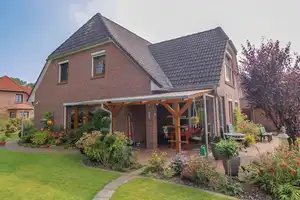Stilvolles Einfamilienhaus mit Traumgarten an der Treene im Holländerstädtchen – Nordfriesland (Kreis) – Vorschaubild 2