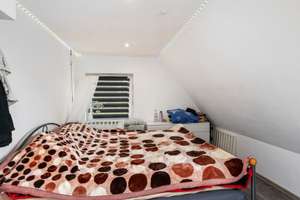 Bremen - Lehesterdeich | Vermietetes Zweifamilienhaus mit Gestaltungspotenzial in guter Lage – Die vollständige Adresse der Immobilie erhältst du vom Anbieter., 28357 Lehesterdeich, Bremen – Vorschaubild 15