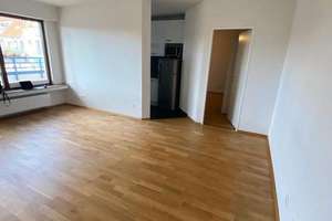 Exklusive 3-Zimmer-Wohnung mit Dachterrasse, TG-Stellplatz und EBK in Neuehrenfeld – Lukasstraße 16 A, 50823 Neuehrenfeld, Köln – Vorschaubild 3