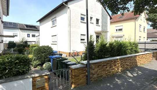 Bild von 2-Familien-Haus mit Garage in Griesheim