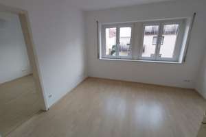 Top gepflegte 4 Zimmer,hell,guter Schnitt,WC&Bad getrennt,Keller,gute Fenster,1a-Lage,EBK-Übernahme – Kissinger Strasse 62, 70372 Seelberg, Stuttgart – Vorschaubild 20