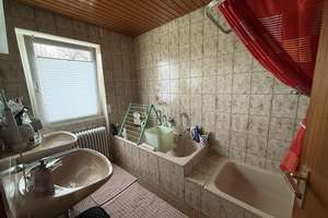 PROVISIONSFREI !  KFW-Saniertes Top 4-Fam.Haus inkl. 4 Garagen auf 672 qm Grundstück – Auf der Gans 24, 70374 Sommerrain, Stuttgart – Vorschaubild 38