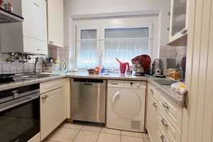 Stadtwohnung !
Sehr gepflegte 3-Zimmer-Wohnung mit Balkon in Stuttgart- West – Die vollständige Adresse der Immobilie erhältst du vom Anbieter., 70176 Rosenberg, Stuttgart – Vorschaubild 5