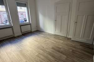 renovierte 3 Zimmer Wohnung Erdgeschoss – Baldurstr. 11, 90461 Glockenhof, Nürnberg – Vorschaubild 2
