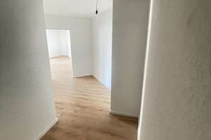 Geschmackvolle Wohnung mit zwei Räumen und Einbauküche in Hannover – Ferdinand-Wallbrecht-Straße 6-8, 30163 List, Hannover – Vorschaubild 5