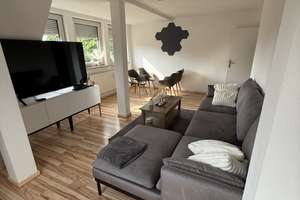 Moderne, teilmöblierte 3-Zimmer-Dachgeschosswohnung mit neuer EBK im Herzen von Fallersleben – Hinterm Hagen 8, 38442 Fallersleben, Wolfsburg – Vorschaubild 2