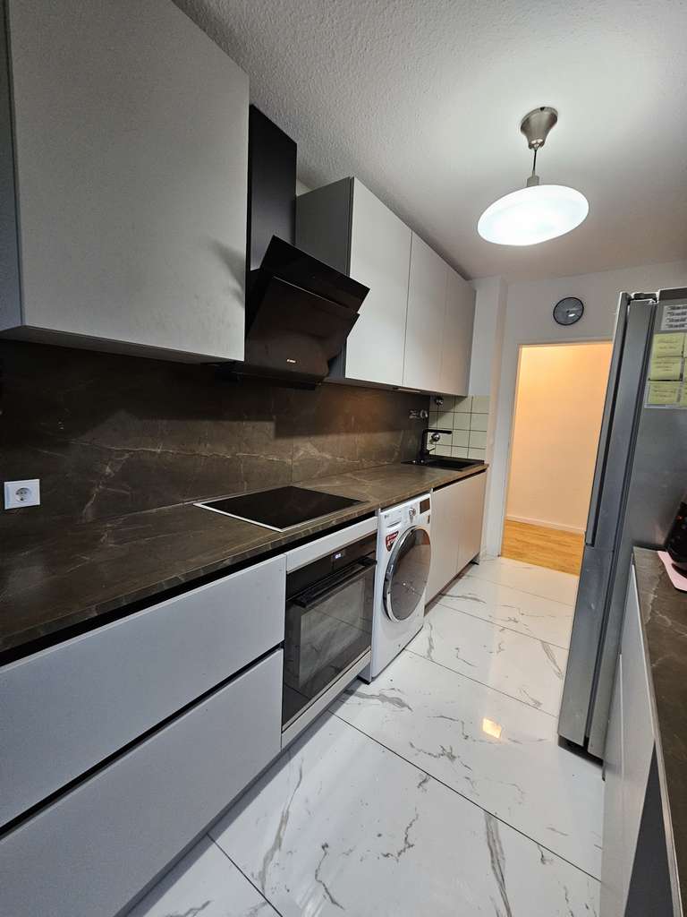 Immobilie in Königstein - 100 m² Familienwohnung in Königstein – 4 Zimmer, 2 Balkone & Aufzug - Bild 3