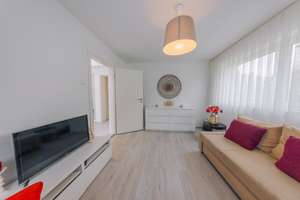 Ihre private Oase, lichtdurchflutetes EFH mit Pool und Gartenparadies sofort frei! VB! – Die vollständige Adresse der Immobilie erhältst du vom Anbieter., 86179 Haunstetten-Süd, Augsburg – Vorschaubild 4