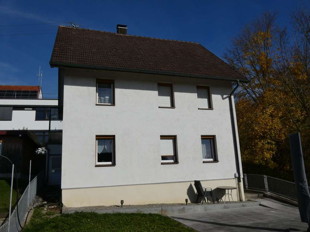 Immobilie in Ertingen - Zentral gelegenes Haus in Aussichtslage von Ertingen - Bild 1