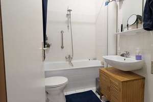 Kreuzberger Kiez: 2-Zimmer-Wohnung zum Selbstbezug, sanierter Altbau, Dielenboden, provisionsfrei – Reichenberger Straße 155, 10999 Kreuzberg, Berlin – Vorschaubild 6