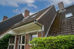 Großes Reihenhaus mit neuer Heizung, Garten, Balkon und Carport in ruhiger Lage Wedels – Die vollständige Adresse der Immobilie erhältst du vom Anbieter., 22880 Wedel – Vorschaubild 25