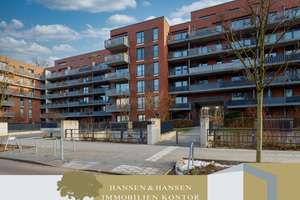 Neubau-Feeling in Bestlage: 2,5 Zimmer mit Aufzug und Tiefgarage in Barmbek-Süd