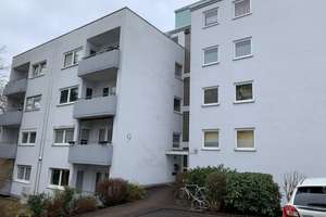 Helle 4 Zimmer-Wohnung mit Balkon und Tiefgaragenstellplatz
